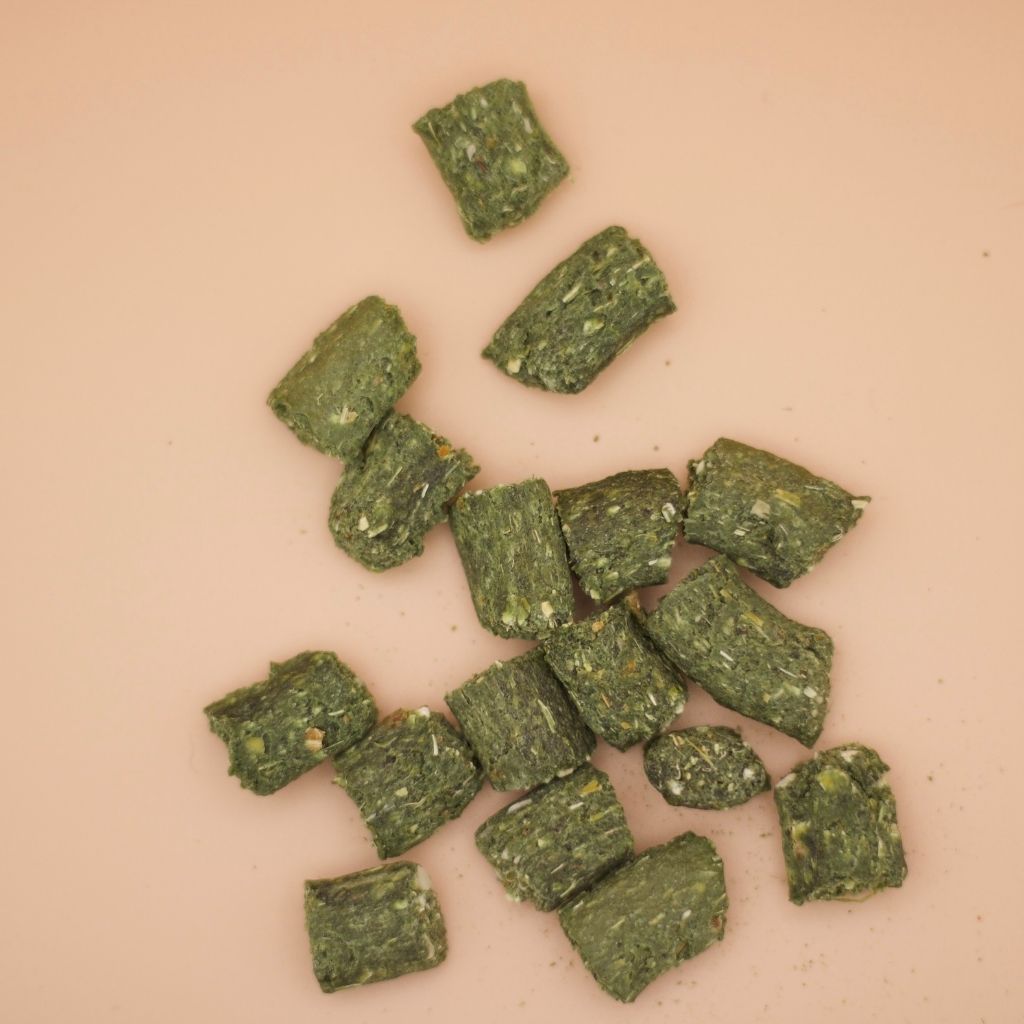 Vegane Leckerli - vegane Hundesnacks mit Alge - Superfoodsnacks bei Fairtails