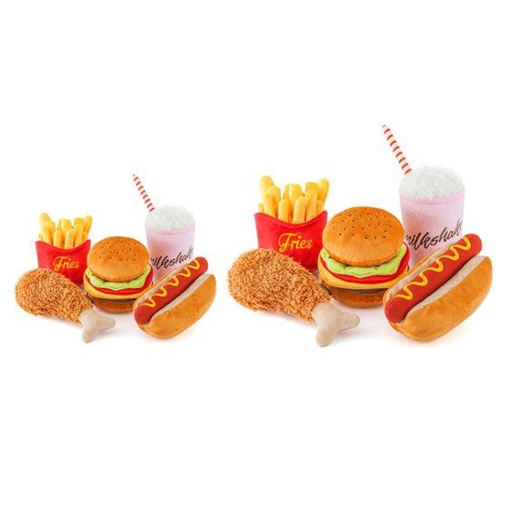 P.L.A.Y. Hot Dog - Nachhaltiges Hundespielzeug bei FairTails